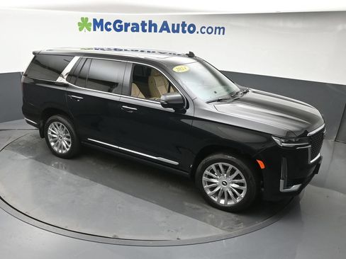 Certified 2024 Cadillac Escalade Premium Luxury w/ Performance Package AWD/4WD image 3
