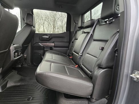 Used 2019 Chevrolet Silverado 1500 LTZ w/ LTZ Premium Package AWD/4WD image 20