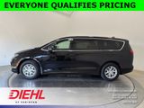 New 2026 Chrysler Pacifica Select image 4