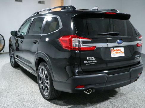 Used 2023 Subaru Ascent Limited AWD/4WD image 9
