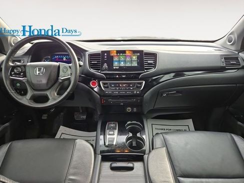 Used 2022 Honda Pilot Touring image 4