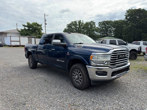 Used 2020 RAM 2500 Limited AWD/4WD image 2