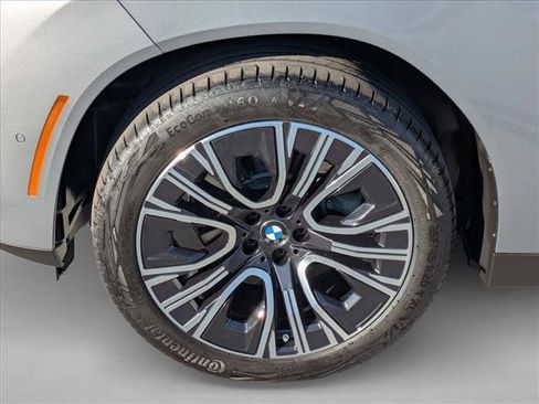 Certified 2025 BMW X3 xDrive30i w/ Convenience Package image 25