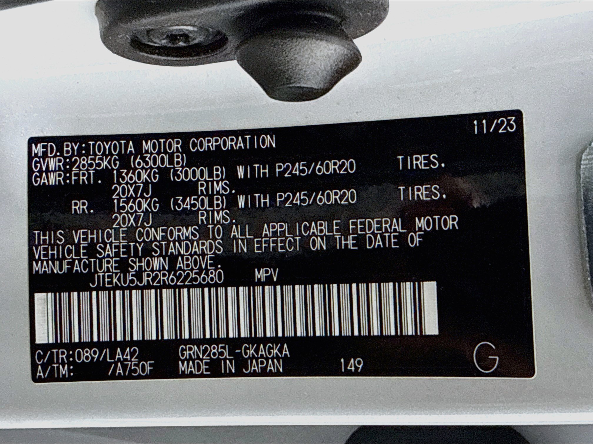 Used 2024 Toyota 4Runner Limited AWD/4WD image 35
