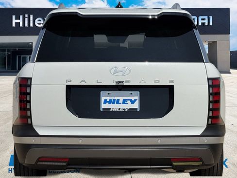 Used 2026 Hyundai Palisade SEL FWD image 7