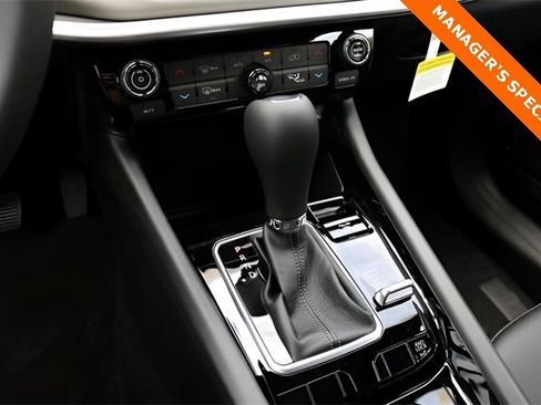 New 2026 Jeep Compass Limited image 23