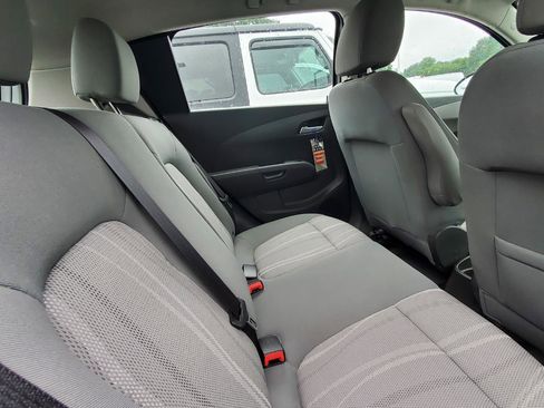 Used 2014 Chevrolet Sonic LT FWD image 6