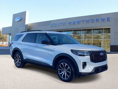 New 2026 Ford Explorer ST-Line image 1