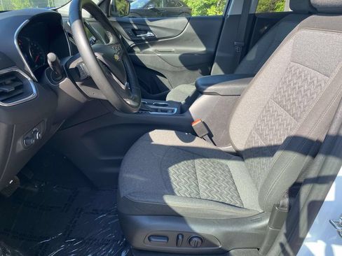 Used 2024 Chevrolet Equinox LT AWD/4WD image 13