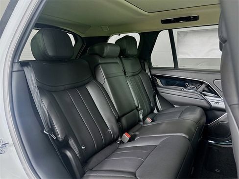 New 2025 Land Rover Range Rover SE image 26