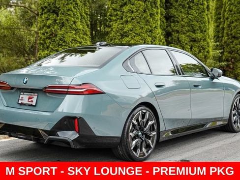 Used 2024 BMW 530i w/ M Sport Package RWD image 19