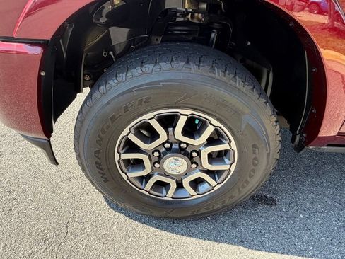 Used 2022 RAM 2500 Limited AWD/4WD image 14