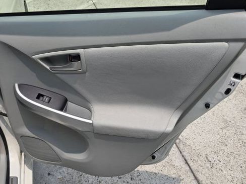 Used 2012 Toyota Prius Three FWD image 35