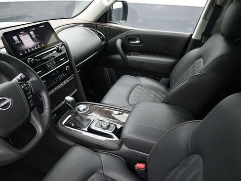 Used 2023 Nissan Armada Platinum w/ Captain's Chairs Package AWD/4WD image 17