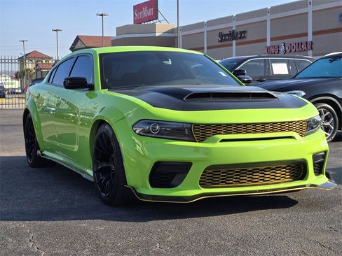 Used 2023 Dodge Charger Scat Pack image 3