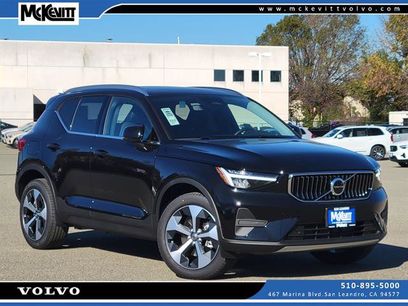 Certified 2025 Volvo XC40 B5 Core w/ Protection Package Premier