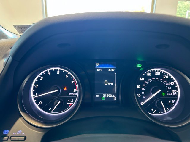 Used 2023 Toyota Camry SE FWD image 14