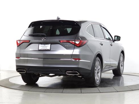 Used 2023 Acura MDX SH-AWD image 10