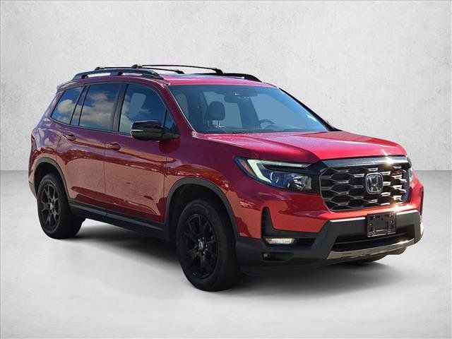 Used 2022 Honda Passport TrailSport image 3