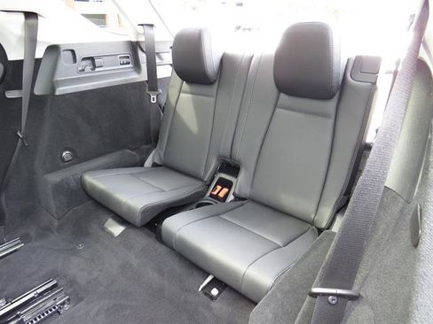 Used 2025 Mercedes-Benz GLE 350 4MATIC w/ AMG Line Exterior image 21