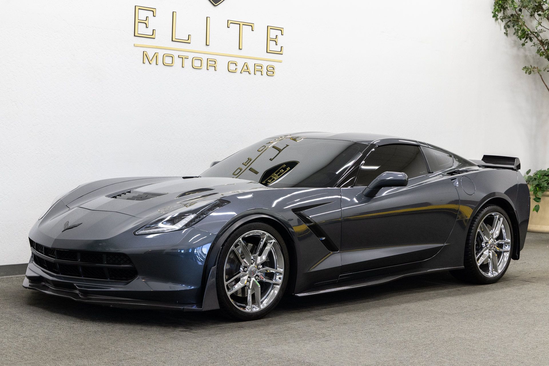 Used 2014 Chevrolet Corvette Stingray Coupe RWD image 1