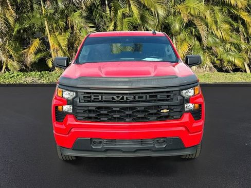 Used 2023 Chevrolet Silverado 1500 Custom image 2