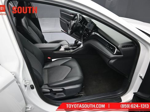 Used 2024 Toyota Camry SE FWD image 28