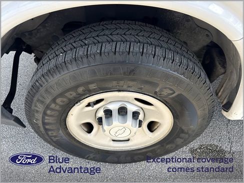 Used 2017 Chevrolet Express 2500 RWD image 12