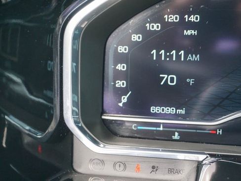 Used 2024 GMC Sierra 1500 SLE image 18