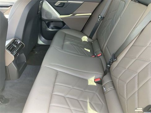 New 2025 BMW 530i image 17