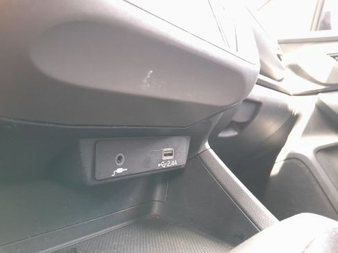 Used 2024 Subaru Crosstrek 2.0i AWD/4WD image 25