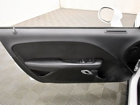 Used 2022 Dodge Challenger GT image 11