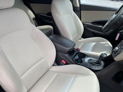 Used 2017 Hyundai Santa Fe Sport AWD/4WD image 34