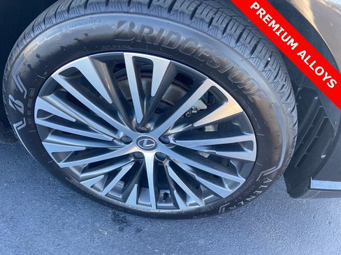 Used 2024 Lexus RX 350 Premium Plus w/ Convenience Package image 3
