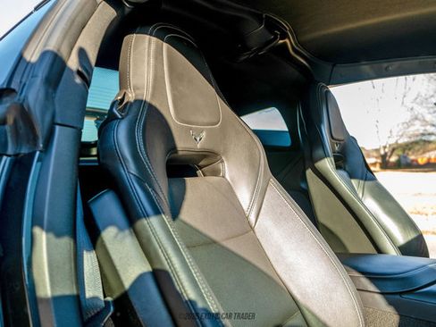 Used 2019 Chevrolet Corvette Z06 RWD image 30