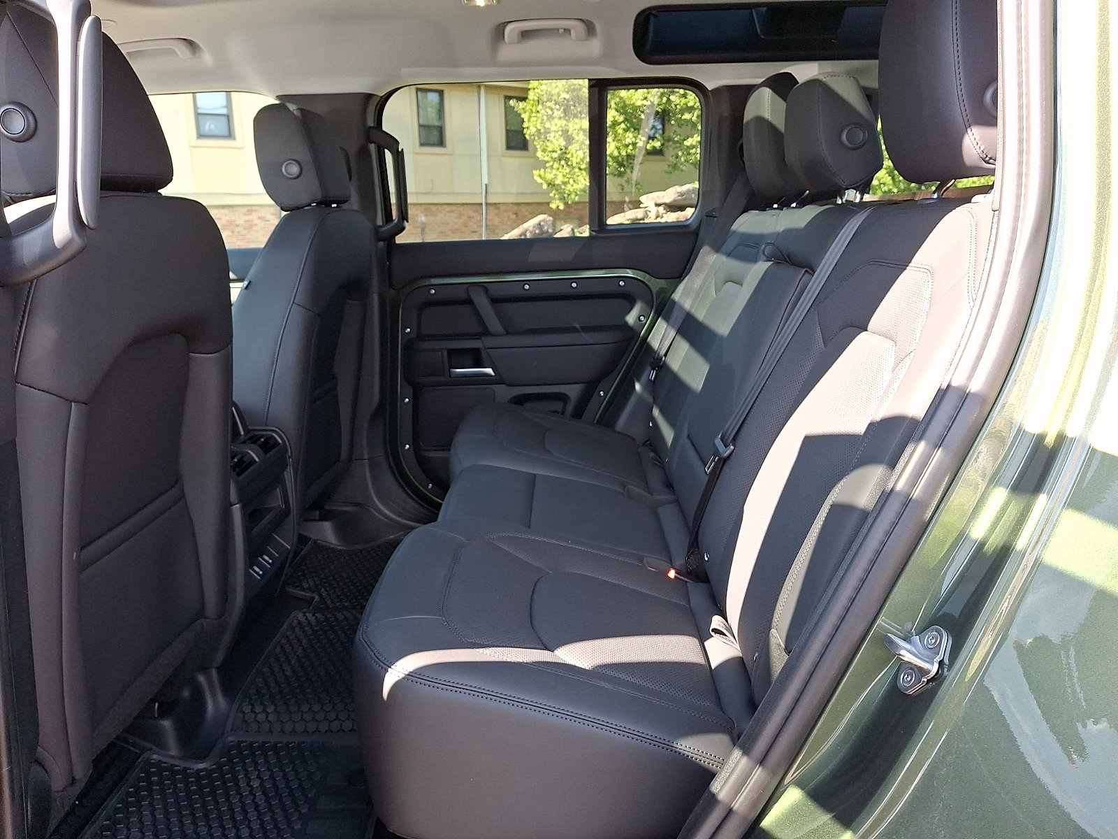 New 2026 Land Rover Defender 110 S AWD/4WD image 7