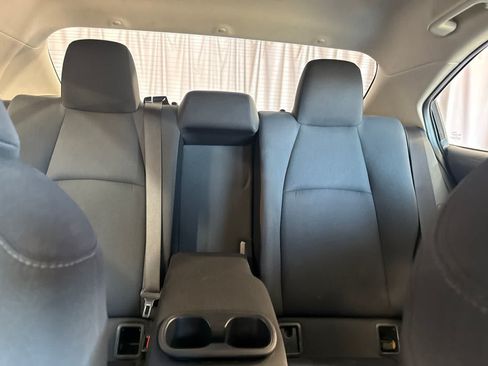 Used 2021 Toyota Corolla LE FWD image 22