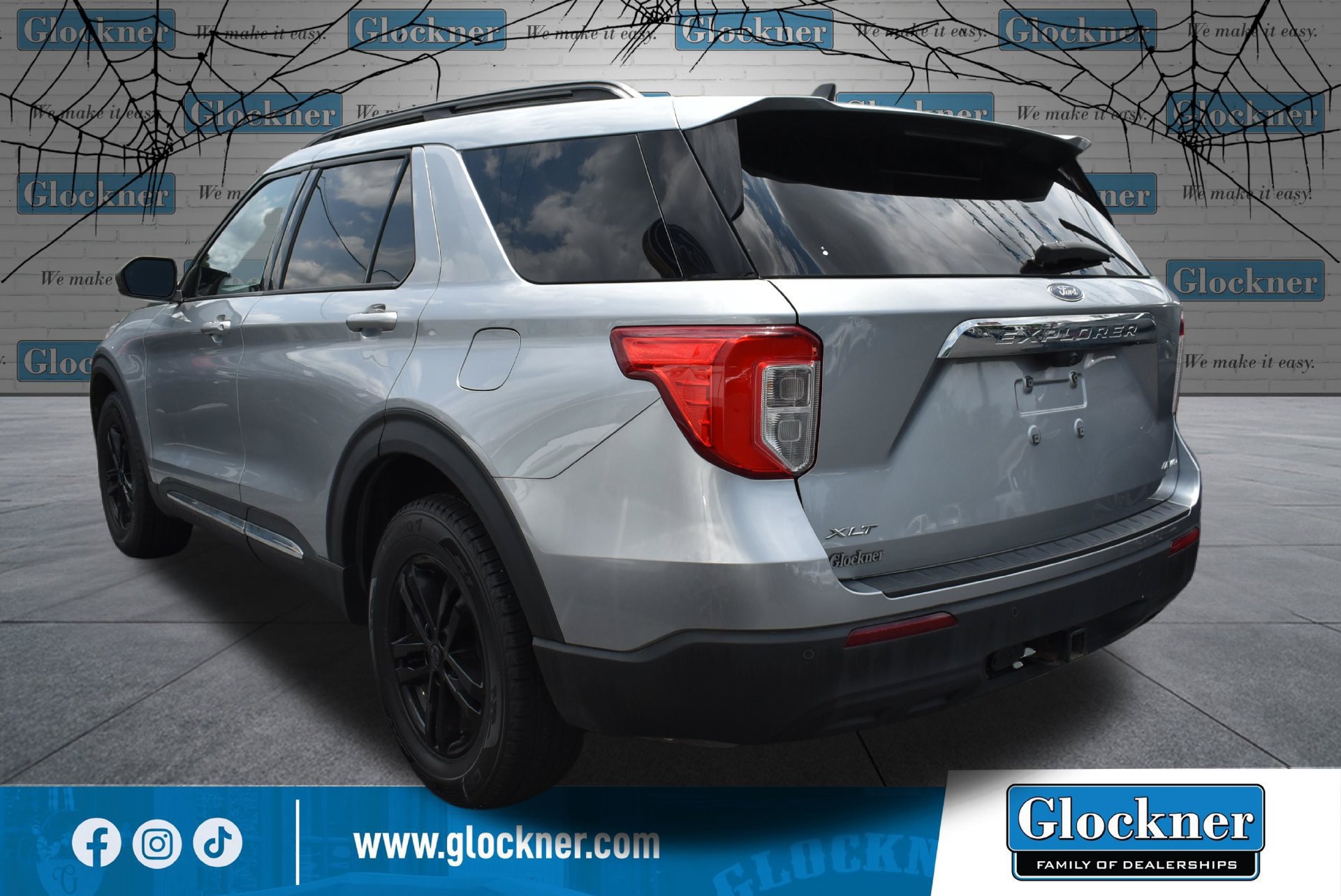 Used 2022 Ford Explorer XLT w/ Class IV Trailer Tow Package AWD/4WD image 8
