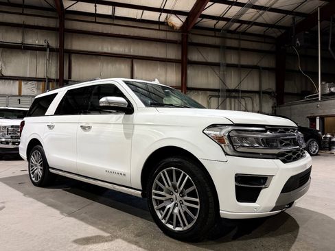 Used 2022 Ford Expedition Max Platinum AWD/4WD image 1