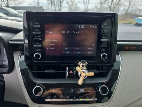 Used 2020 Toyota Corolla L image 9