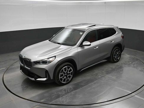Used 2025 BMW X1 xDrive28i w/ Technology Package AWD/4WD image 31