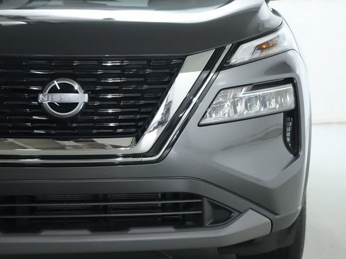 Certified 2023 Nissan Rogue SV w/ SV Premium B Package AWD/4WD image 8