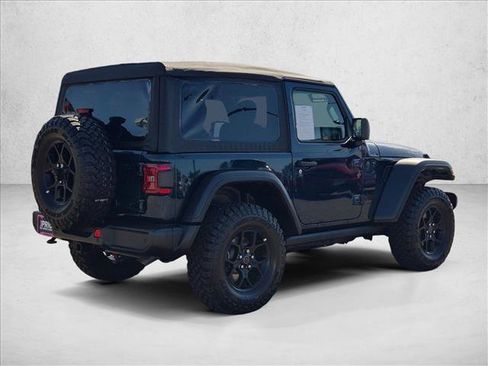 Used 2025 Jeep Wrangler Sport AWD/4WD image 5