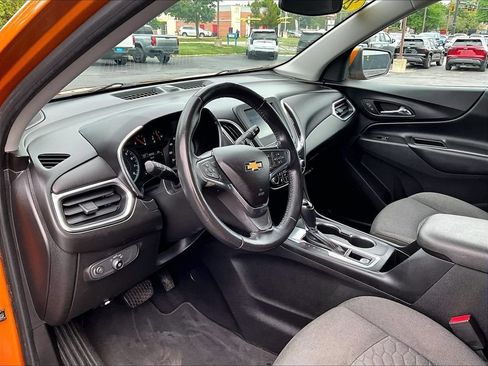 Used 2018 Chevrolet Equinox LT FWD image 8