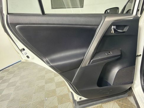 Used 2017 Toyota RAV4 XLE image 23