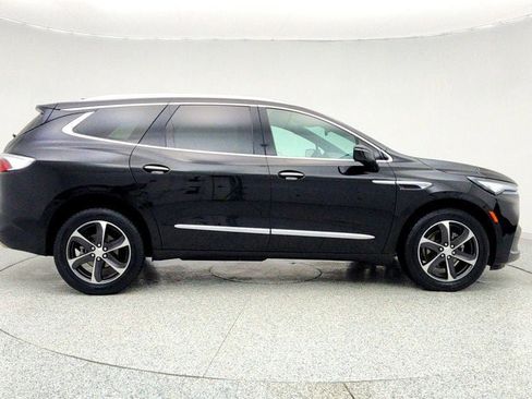 Used 2022 Buick Enclave Essence w/ Sport Touring Edition image 4
