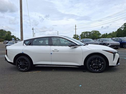 New 2025 Kia K4 GT-Line Turbo image 5