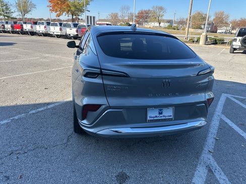 Used 2024 Buick Envista Avenir image 23