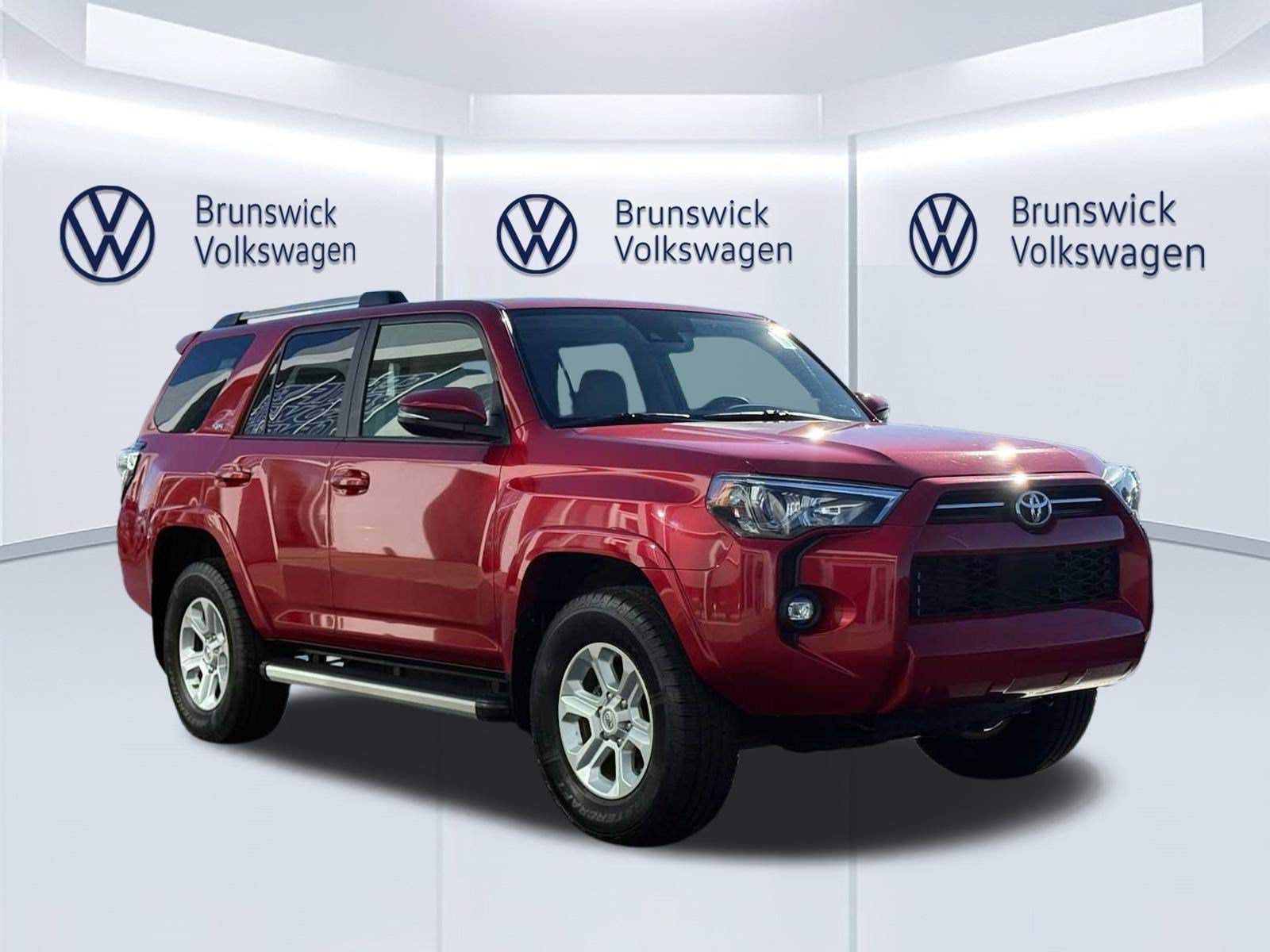 Certified 2021 Toyota 4Runner SR5 Premium w/ Moonroof Package AWD/4WD image 3