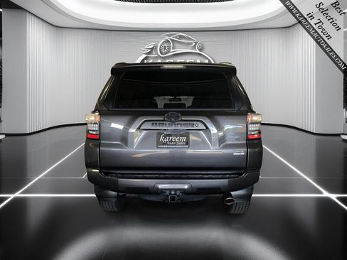 Used 2019 Toyota 4Runner SR5 image 6